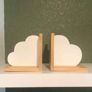 Cloud Bookends